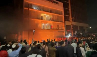 Bangladesh Violence: शरीफ उस्मान हादी की मौत के बाद बांग्लादेश में भड़की हिंसा, मीडिया हाउस बने निशाना
