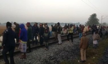 असम में दर्दनाक रेल हादसा: राजधानी एक्सप्रेस हाथियों के झुंड से टकराई, इंजन सहित 5 डिब्बे पटरी से उतरे