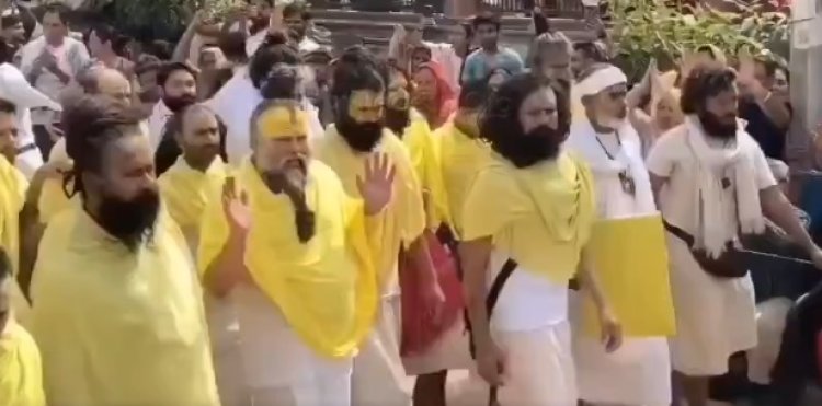 प्रेमानंद महाराज की पदयात्रा का समय बदला, अब शाम में ही मिलेंगे दर्शन का सौभाग्य