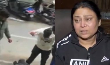 Delhi Laxmi Nagar Brutality: दिनदहाड़े सड़क पर बाप-बेटे की निर्वस्त्र पिटाई, CCTV ने खोली दबंगई और सिस्टम की पोल