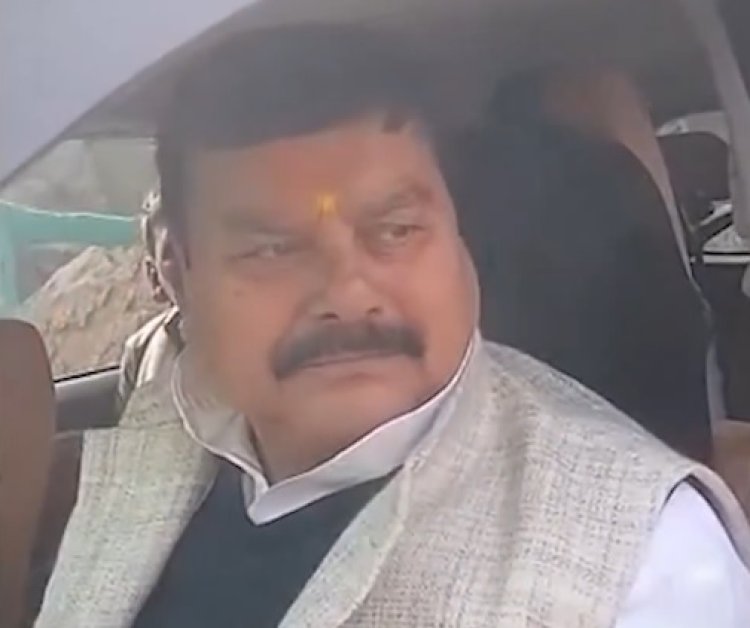 बिहार चुनाव हार की खीझ! आरजेडी सांसद सुरेंद्र यादव का विवादित बयान, VIDEO वायरल